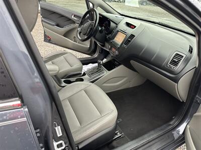2015 Kia Forte5 EX   - Photo 10 - Hopkinsville, KY 42240