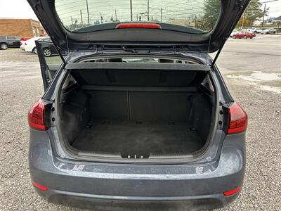 2015 Kia Forte5 EX   - Photo 9 - Hopkinsville, KY 42240