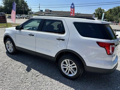 2017 Ford Explorer   - Photo 4 - Hopkinsville, KY 42240