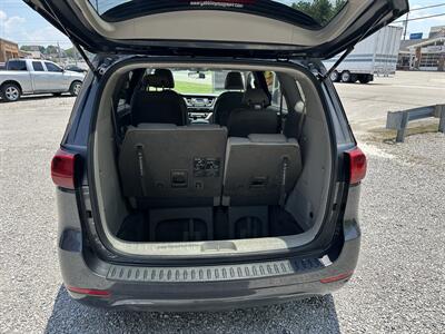 2015 Kia Sedona LX   - Photo 8 - Hopkinsville, KY 42240