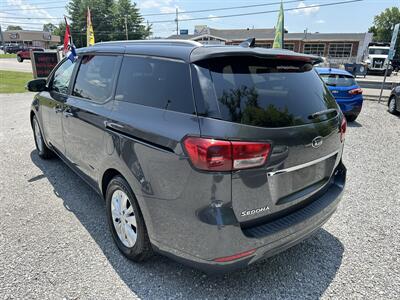 2015 Kia Sedona LX   - Photo 4 - Hopkinsville, KY 42240