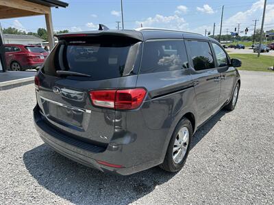 2015 Kia Sedona LX   - Photo 5 - Hopkinsville, KY 42240