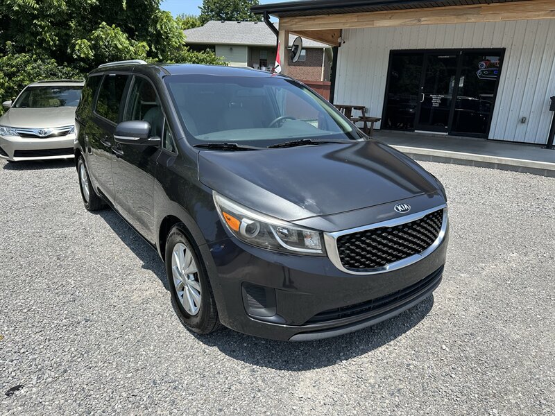 2015 Kia Sedona LX   - Photo 1 - Hopkinsville, KY 42240
