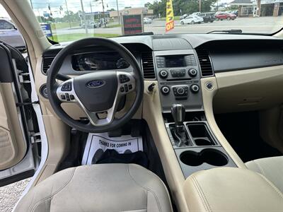 2018 Ford Taurus SE   - Photo 11 - Hopkinsville, KY 42240