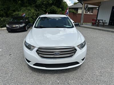 2018 Ford Taurus SE   - Photo 2 - Hopkinsville, KY 42240