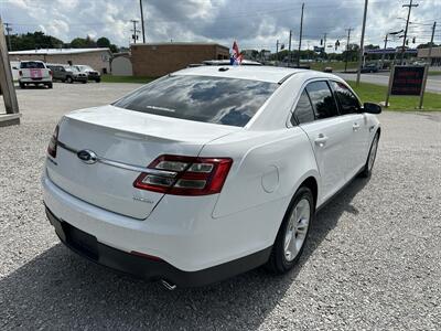 2018 Ford Taurus SE   - Photo 6 - Hopkinsville, KY 42240
