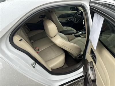 2015 Chevrolet Malibu LT   - Photo 9 - Hopkinsville, KY 42240