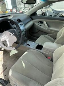 2008 Toyota Camry Hybrid   - Photo 8 - Aurora, CO 80012