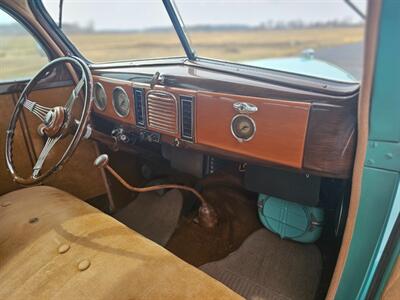 1938 Ford Fodor   - Photo 15 - Auburn, IN 46706