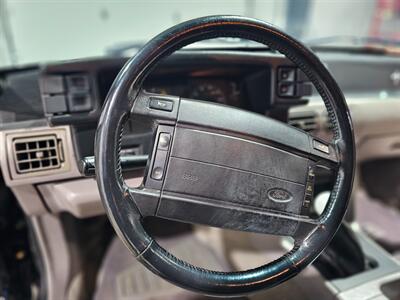 1990 Ford Mustang LX 5.0   - Photo 11 - Auburn, IN 46706