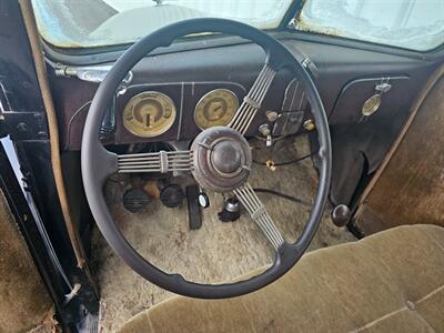 1937 Ford Touring Sedan - Photo 9 - Auburn, IN 46706