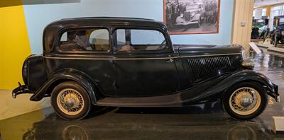 1934 Ford 2 Dr Sedan   - Photo 1 - Auburn, IN 46706