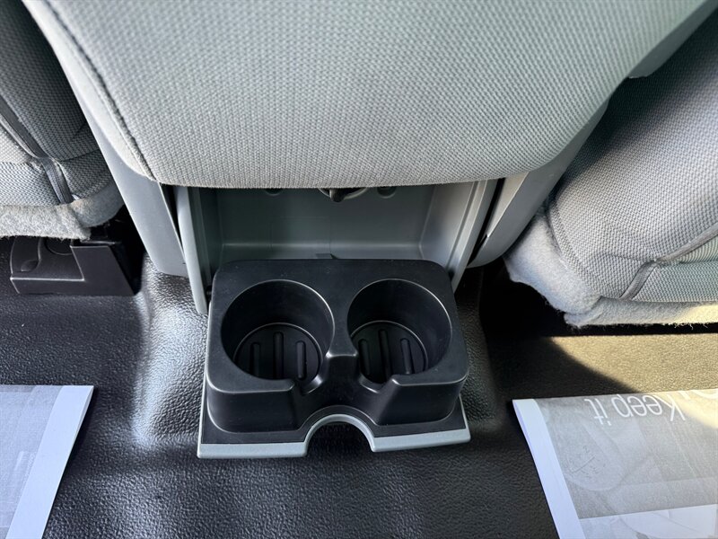 2013 Ford F-150 STX photo 12