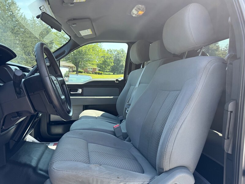 2013 Ford F-150 STX photo 9