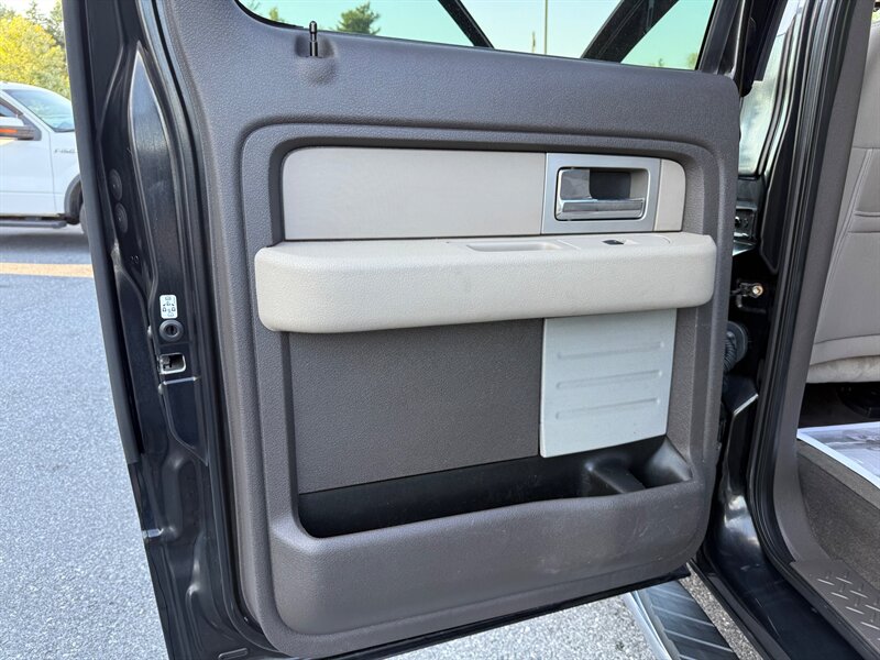 2010 Ford F-150 FX4 photo 4