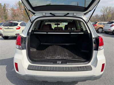 2013 Subaru Outback 2.5i Limited   - Photo 14 - Jonestown, PA 17038