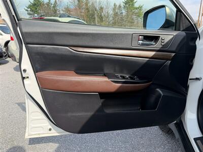 2013 Subaru Outback 2.5i Limited   - Photo 10 - Jonestown, PA 17038