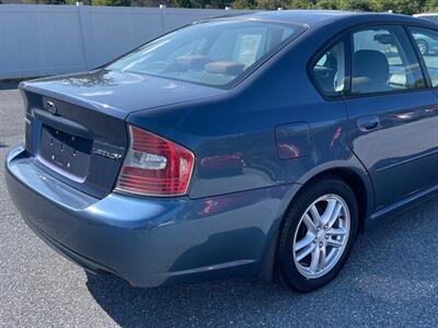 2005 Subaru Legacy 2.5i   - Photo 7 - Jonestown, PA 17038