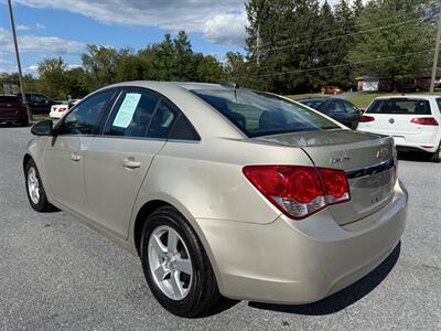 2016 Chevrolet Cruze Limited 1LT Auto   - Photo 8 - Jonestown, PA 17038