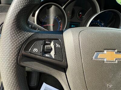 2016 Chevrolet Cruze Limited 1LT Auto   - Photo 21 - Jonestown, PA 17038