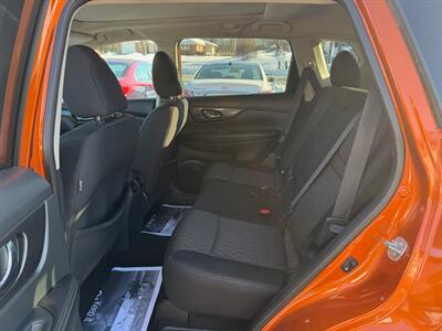 2017 Nissan Rogue S   - Photo 12 - Jonestown, PA 17038
