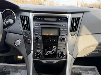 2012 Hyundai SONATA SE   - Photo 19 - Jonestown, PA 17038