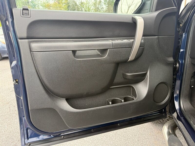 2010 Chevrolet Silverado 1500 LT - Photo 9 - Jonestown, PA 17038