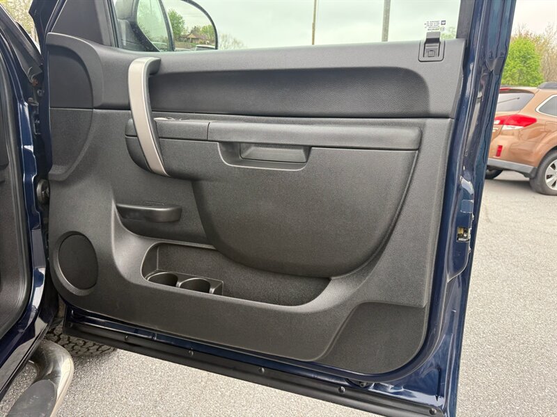 2010 Chevrolet Silverado 1500 LT - Photo 16 - Jonestown, PA 17038