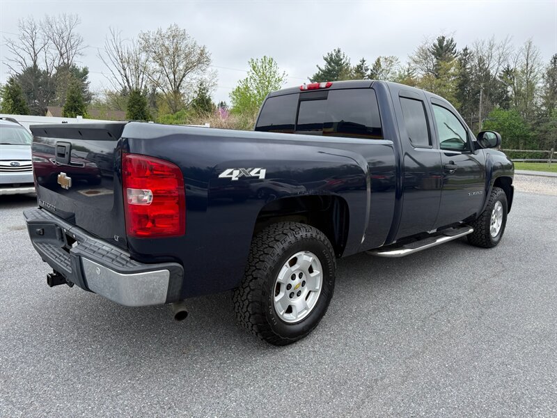 2010 Chevrolet Silverado 1500 LT - Photo 6 - Jonestown, PA 17038
