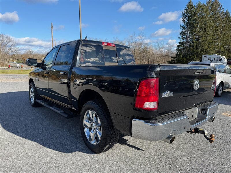 2014 RAM 1500 SLT - Photo 7 - Jonestown, PA 17038