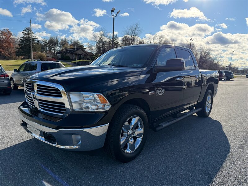 2014 RAM 1500 SLT - Photo 2 - Jonestown, PA 17038