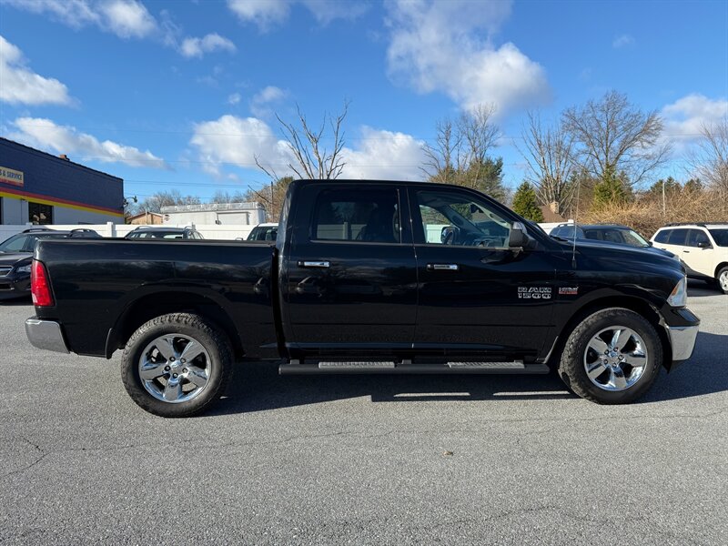 2014 RAM 1500 SLT - Photo 5 - Jonestown, PA 17038