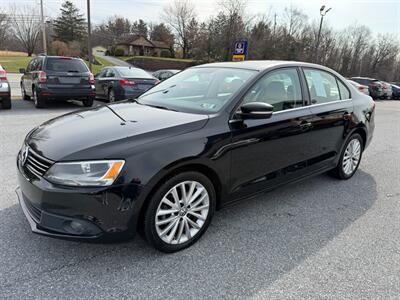 2013 Volkswagen Jetta SEL PZEV   - Photo 2 - Jonestown, PA 17038