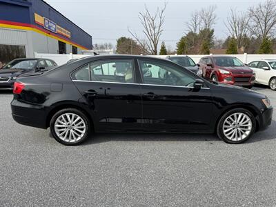 2013 Volkswagen Jetta SEL PZEV   - Photo 5 - Jonestown, PA 17038