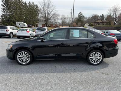 2013 Volkswagen Jetta SEL PZEV   - Photo 1 - Jonestown, PA 17038