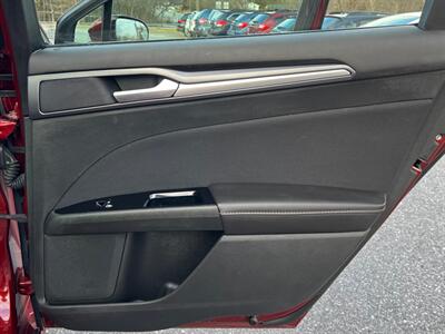 2014 Ford Fusion SE   - Photo 12 - Jonestown, PA 17038