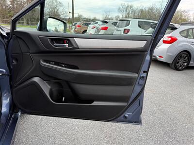 2016 Subaru Legacy 2.5i Premium   - Photo 18 - Jonestown, PA 17038