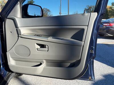 2006 Jeep Grand Cherokee Laredo - Photo 16 - Jonestown, PA 17038