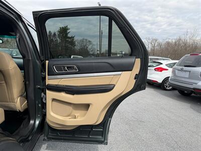 2016 Ford Explorer XLT   - Photo 13 - Jonestown, PA 17038