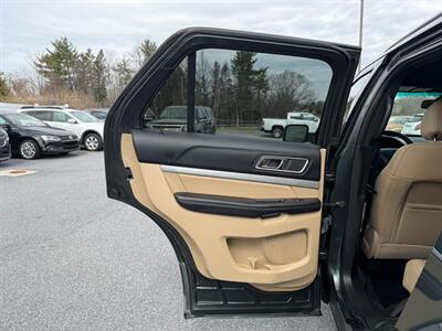 2016 Ford Explorer XLT   - Photo 11 - Jonestown, PA 17038