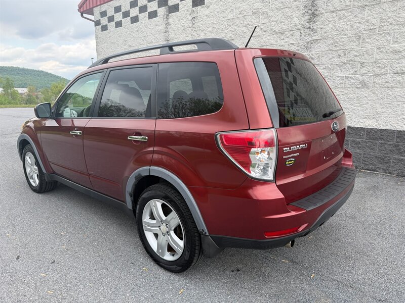 2010 Subaru Forester 2.5X Premium - Photo 8 - Jonestown, PA 17038