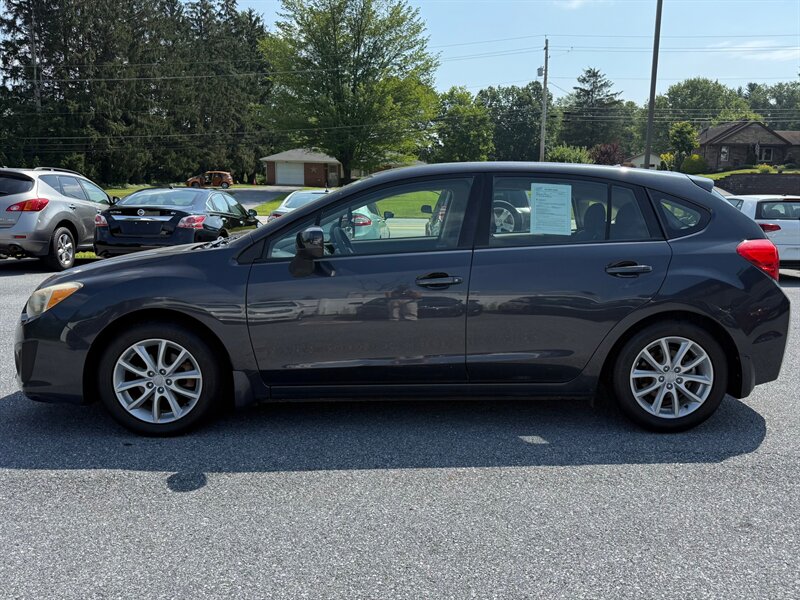 2012 Subaru Impreza 2.0i Sport  
