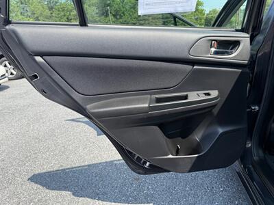 2012 Subaru Impreza 2.0i Sport   - Photo 11 - Jonestown, PA 17038