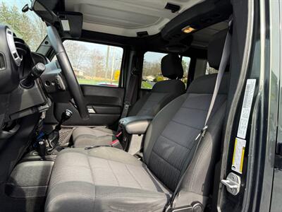 2011 Jeep Wrangler Unlimited Sahara   - Photo 11 - Jonestown, PA 17038