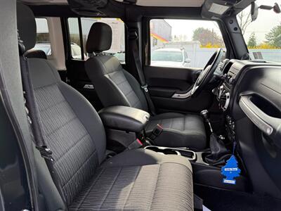 2011 Jeep Wrangler Unlimited Sahara   - Photo 21 - Jonestown, PA 17038