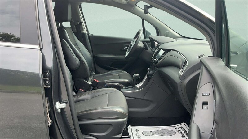 2017 Chevrolet Trax LT - Photo 18 - Jonestown, PA 17038