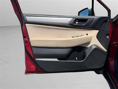 2015 Subaru Outback 2.5i Premium   - Photo 10 - Jonestown, PA 17038