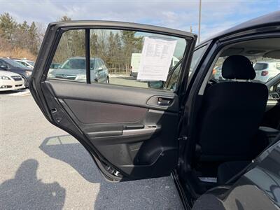 2016 Subaru Impreza 2.0i Premium   - Photo 11 - Jonestown, PA 17038