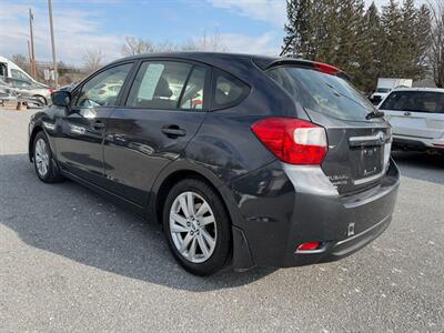 2016 Subaru Impreza 2.0i Premium   - Photo 8 - Jonestown, PA 17038