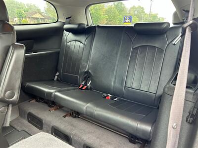 2012 Buick Enclave Leather   - Photo 13 - Jonestown, PA 17038